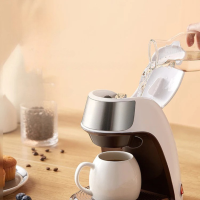 CaféNest - Modern, volautomatisch, compact, Amerikaans en draagbaar koffiezetapparaat voor thuis en op kantoor