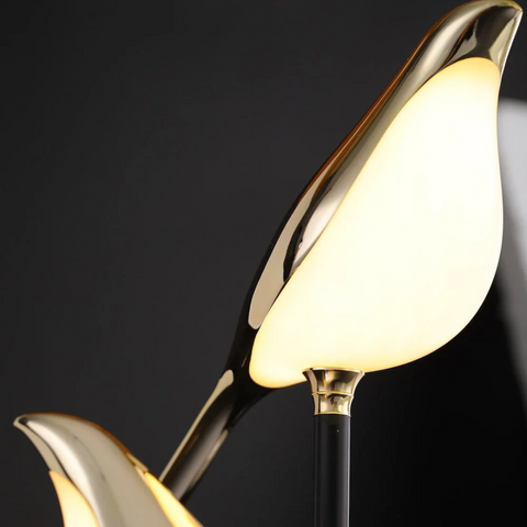 AuraWing Moderne LED Tafellamp – Elegante Verlichting voor Elke Ruimte