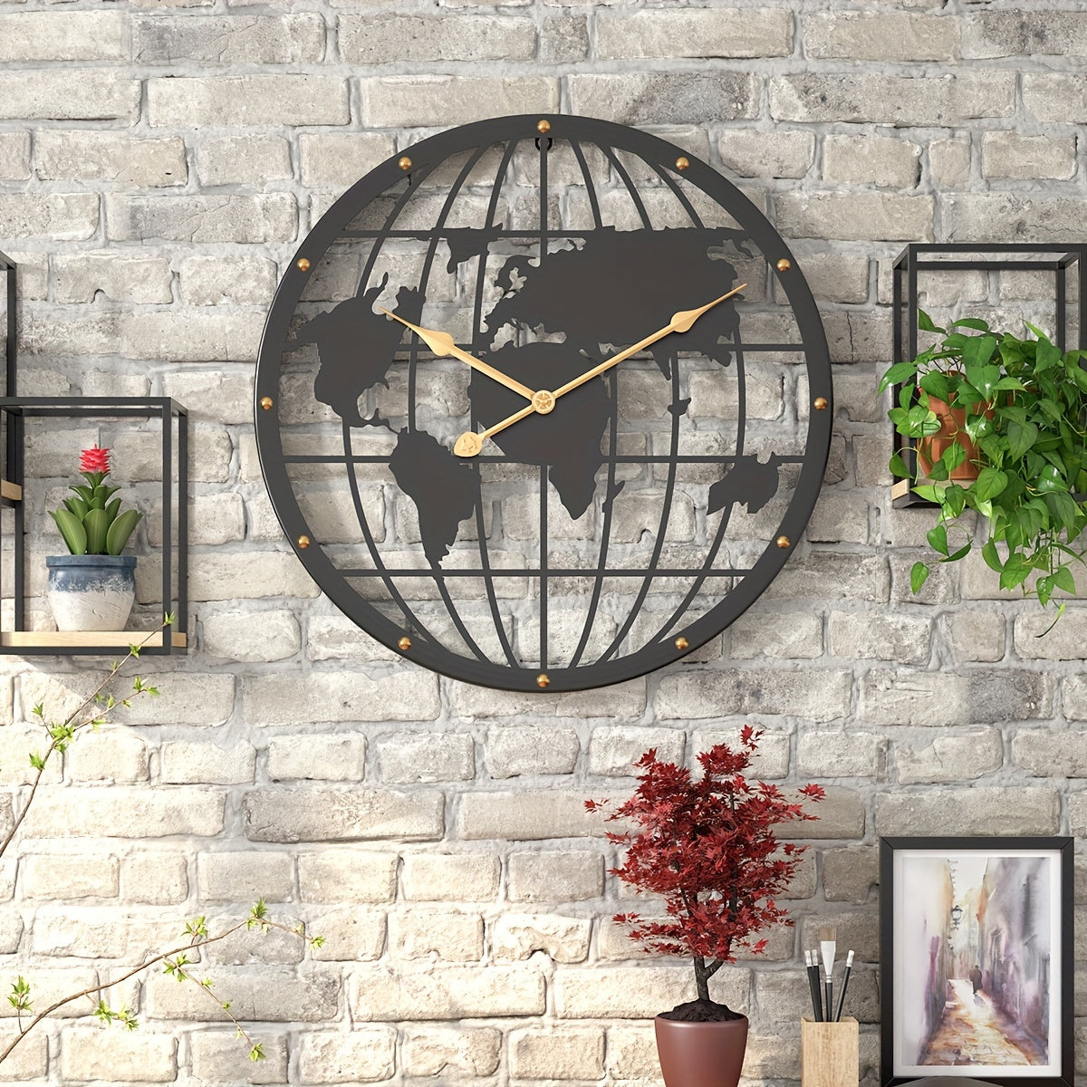 ChronoWorld - Stijlvolle metalen wandklok met gouden cijfers